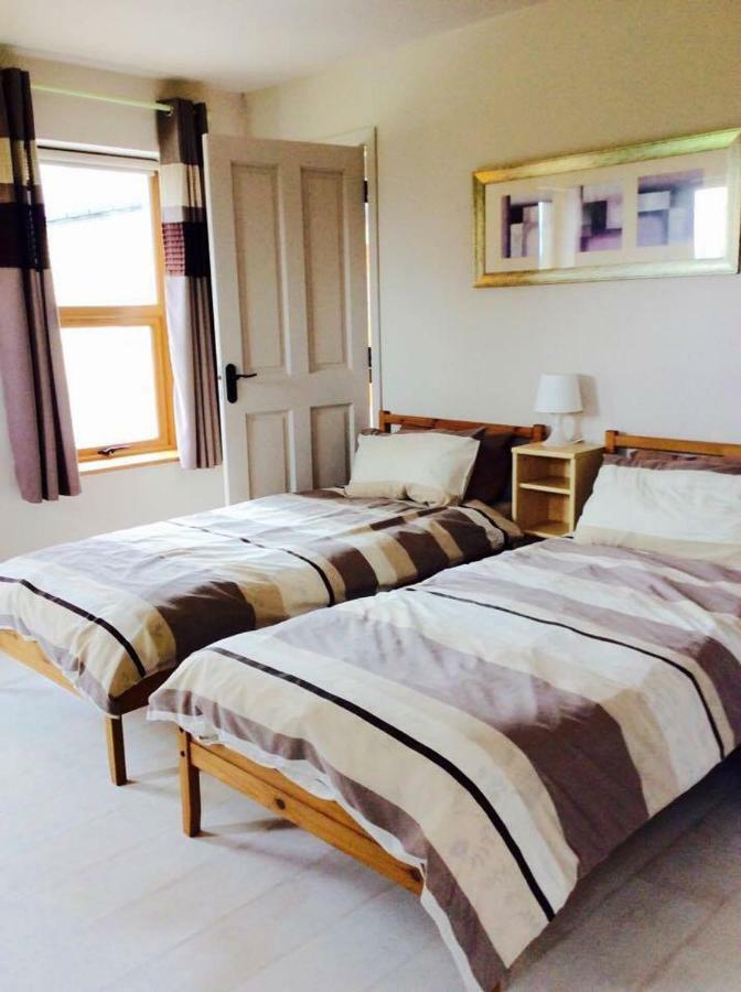 Holland House Bed & Breakfast Ballyshannon ภายนอก รูปภาพ